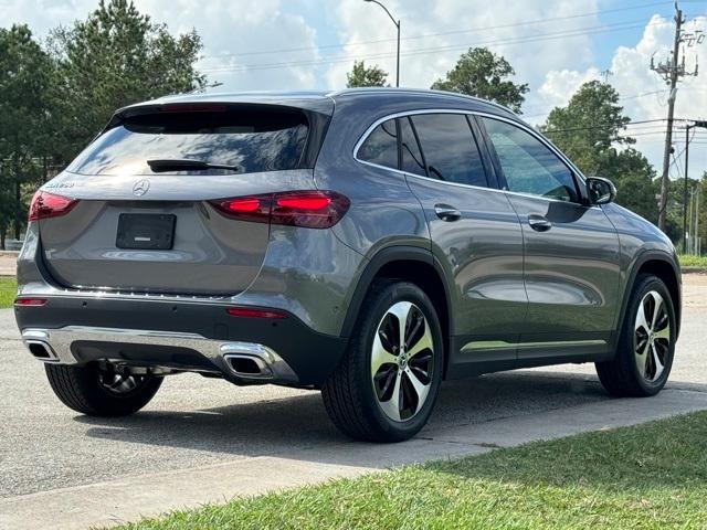 new 2025 Mercedes-Benz GLA 250 car, priced at $47,000