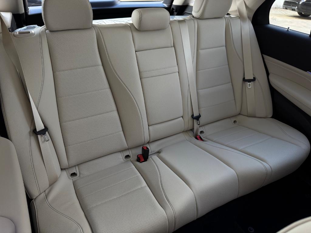 new 2026 Mercedes-Benz GLE 450 car, priced at $80,860