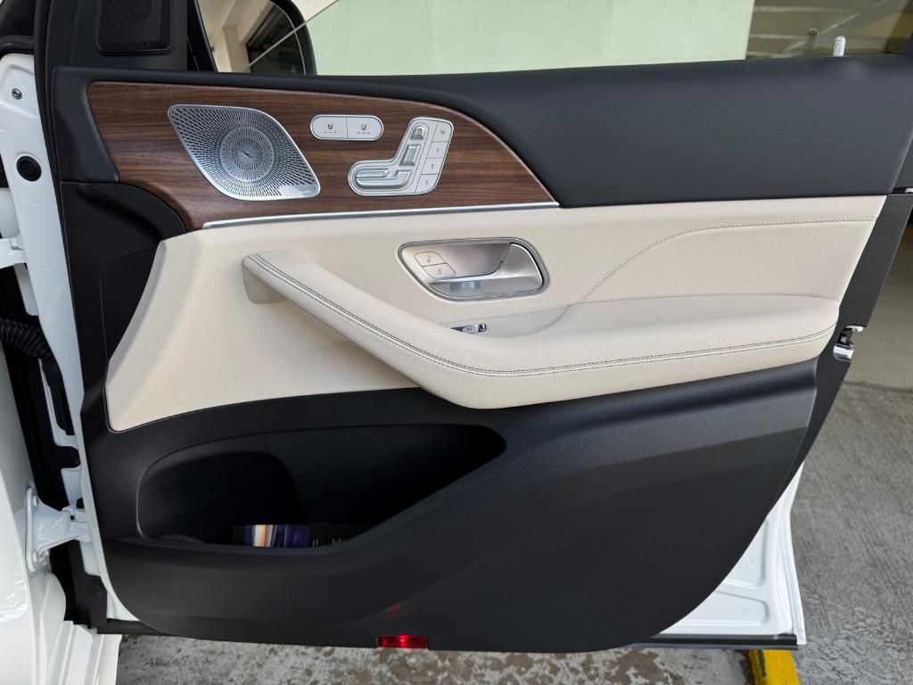 new 2026 Mercedes-Benz GLE 450 car, priced at $80,860