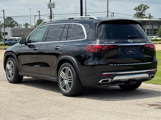 new 2025 Mercedes-Benz GLS 450 car, priced at $91,945