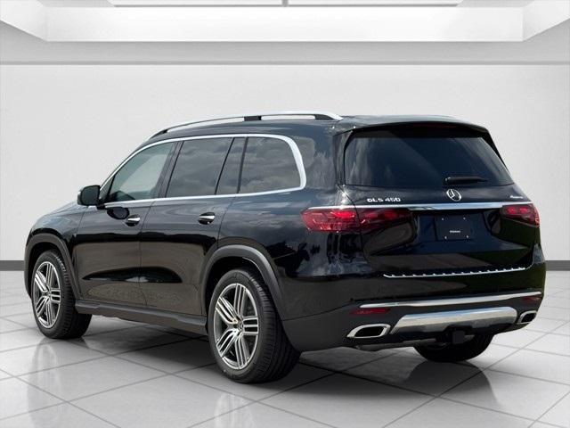 new 2025 Mercedes-Benz GLS 450 car, priced at $91,945