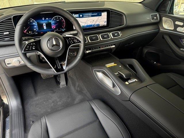 new 2025 Mercedes-Benz GLS 450 car, priced at $91,945