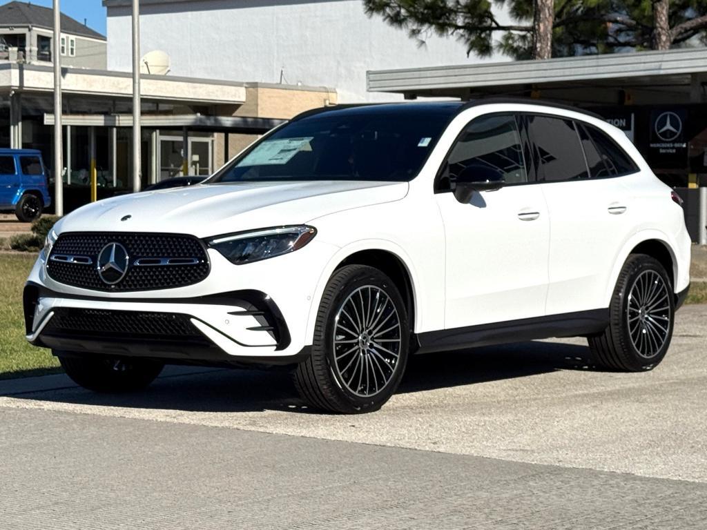 new 2026 Mercedes-Benz GLC 300 car, priced at $61,635