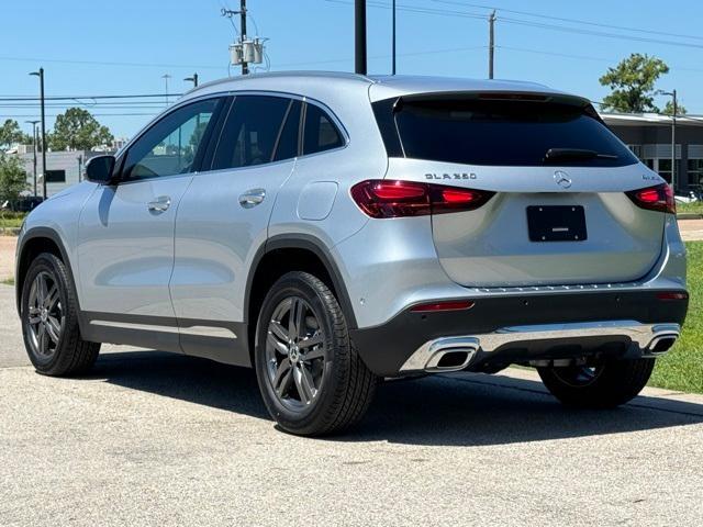 new 2025 Mercedes-Benz GLA 250 car, priced at $48,400