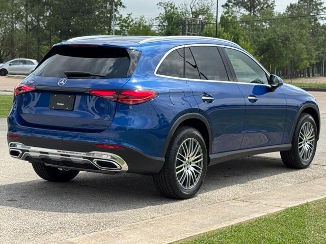 new 2025 Mercedes-Benz GLC 300 car, priced at $51,785