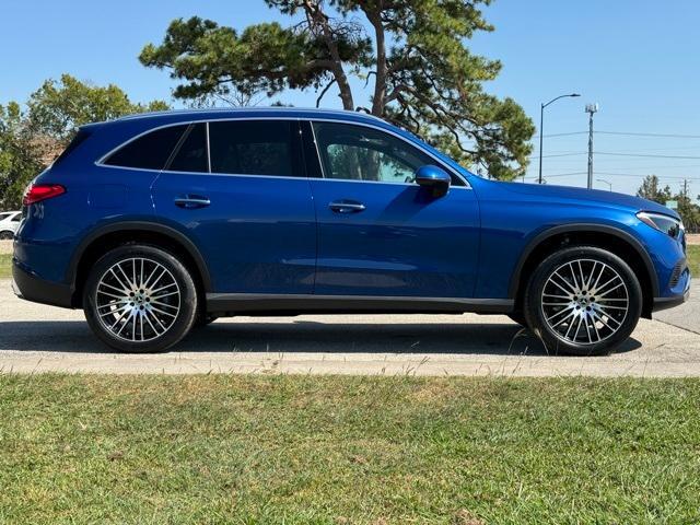 new 2025 Mercedes-Benz GLC 300 car, priced at $54,805