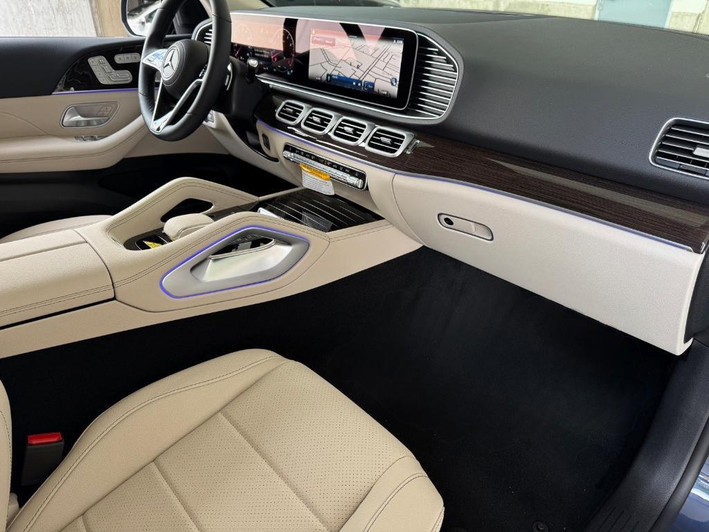 new 2026 Mercedes-Benz GLE 450 car, priced at $80,070