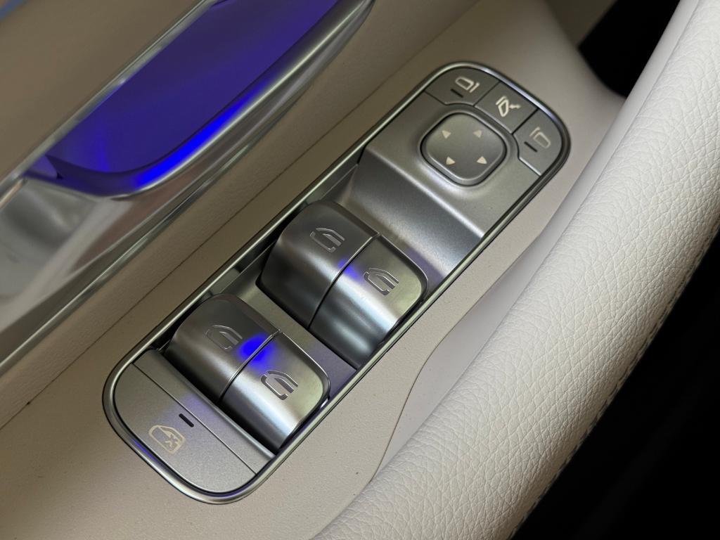 new 2026 Mercedes-Benz GLE 450 car, priced at $80,070