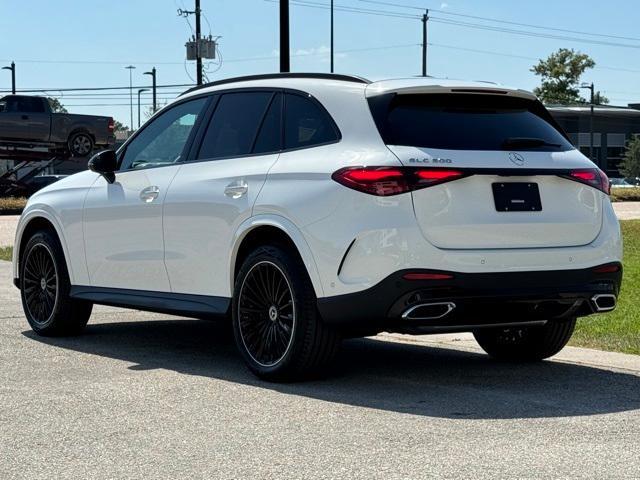 new 2025 Mercedes-Benz GLC 300 car, priced at $55,685