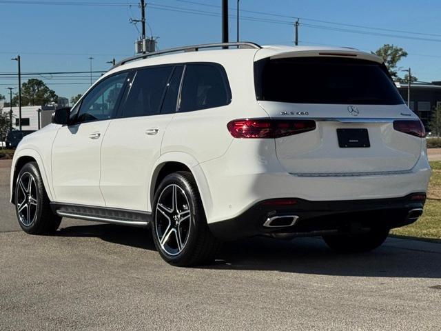 new 2025 Mercedes-Benz GLS 450 car