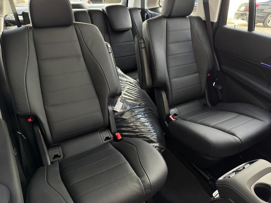 new 2026 Mercedes-Benz GLS 450 car, priced at $102,935