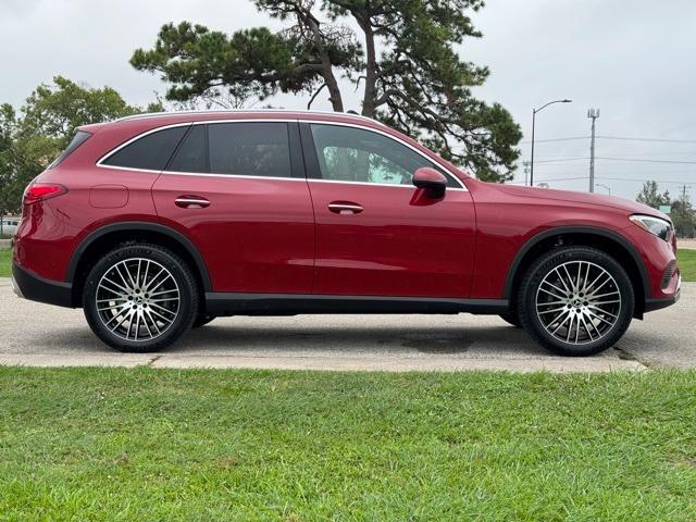 new 2025 Mercedes-Benz GLC 300 car, priced at $54,785