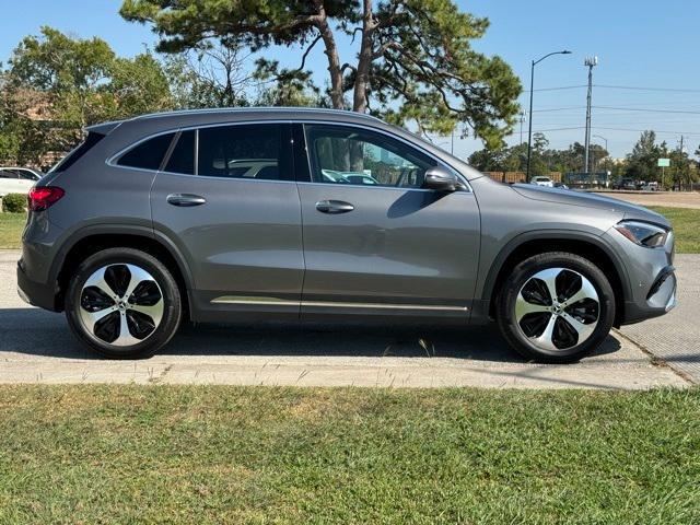 new 2025 Mercedes-Benz GLA 250 car, priced at $45,535