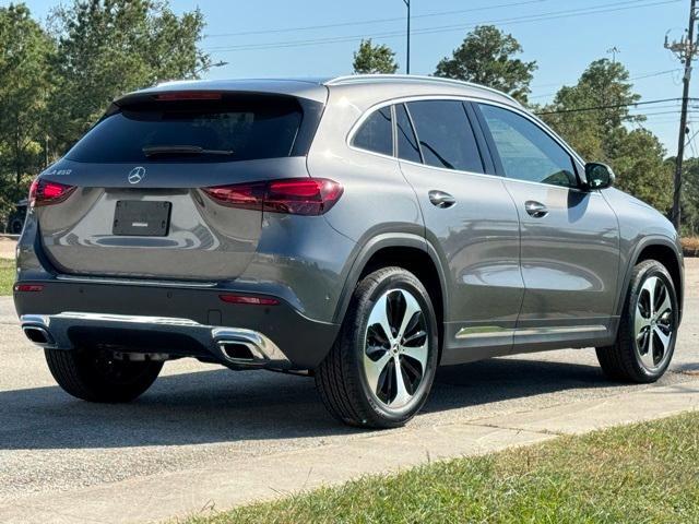 new 2025 Mercedes-Benz GLA 250 car, priced at $45,535