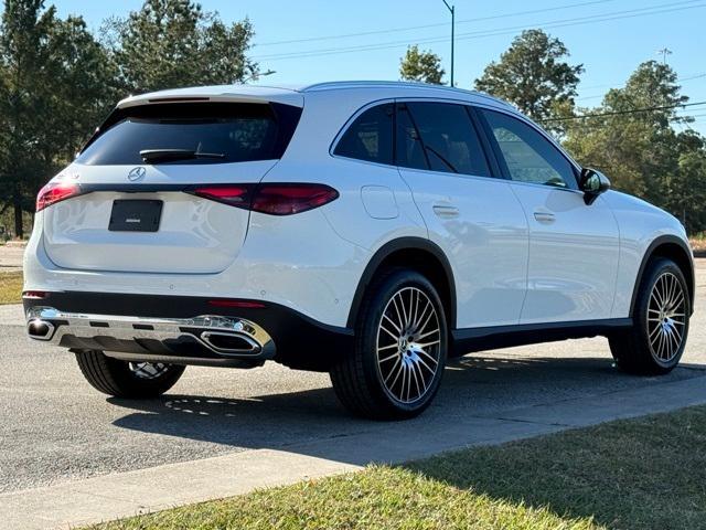 new 2025 Mercedes-Benz GLC 300 car, priced at $52,435