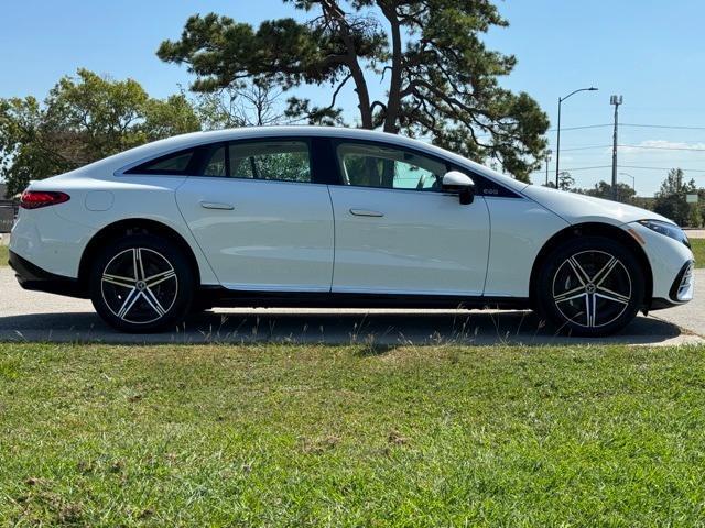 new 2024 Mercedes-Benz EQS 450 car, priced at $113,585