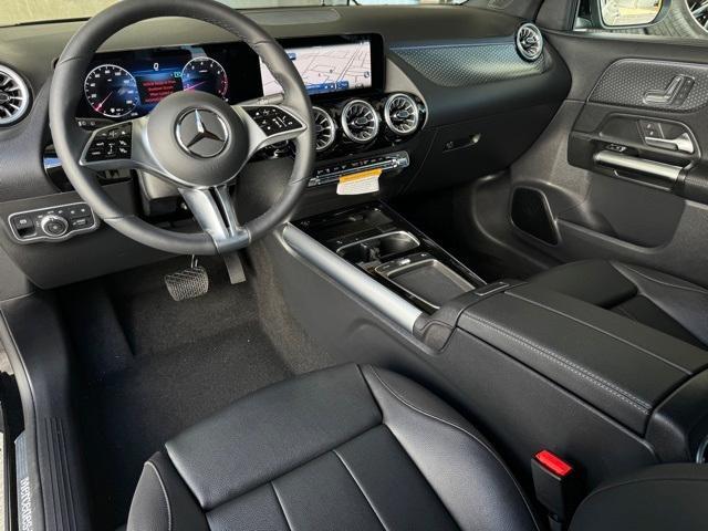 new 2024 Mercedes-Benz GLA 250 car, priced at $44,585
