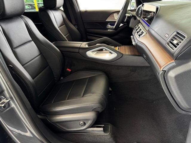 new 2025 Mercedes-Benz GLS 450 car, priced at $98,295