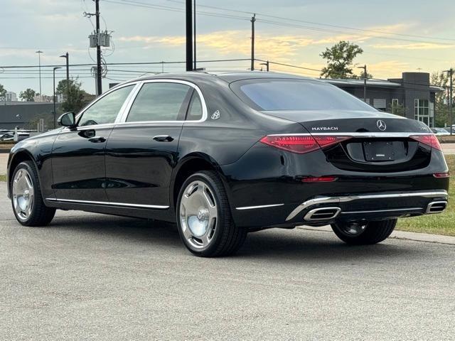 new 2025 Mercedes-Benz Maybach S 580 car, priced at $214,950