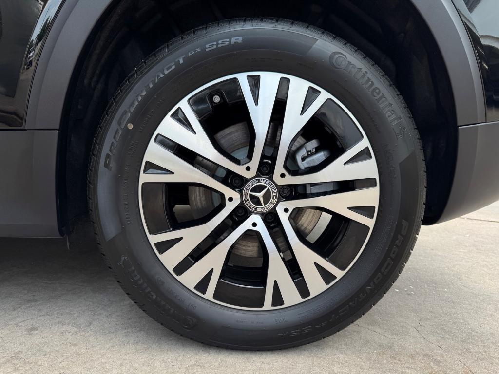 new 2026 Mercedes-Benz GLB 250 car, priced at $51,815