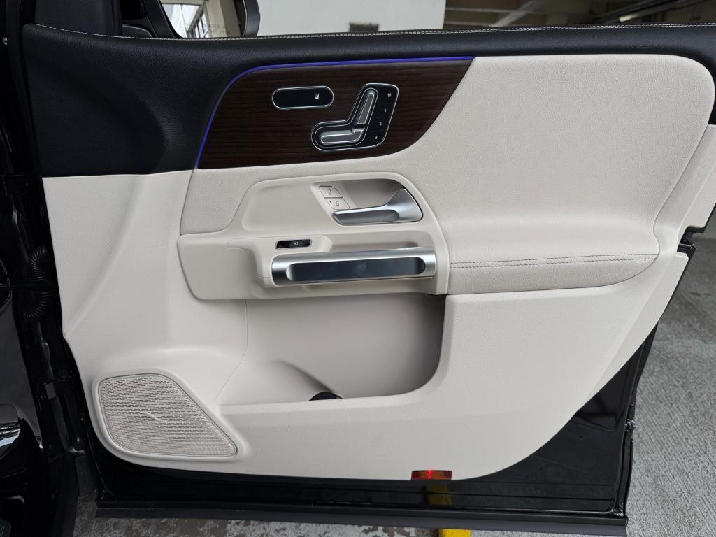 new 2026 Mercedes-Benz GLB 250 car, priced at $51,815