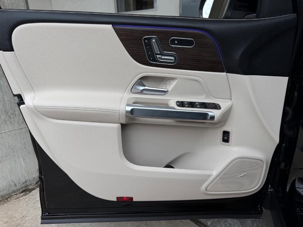 new 2026 Mercedes-Benz GLB 250 car, priced at $51,815