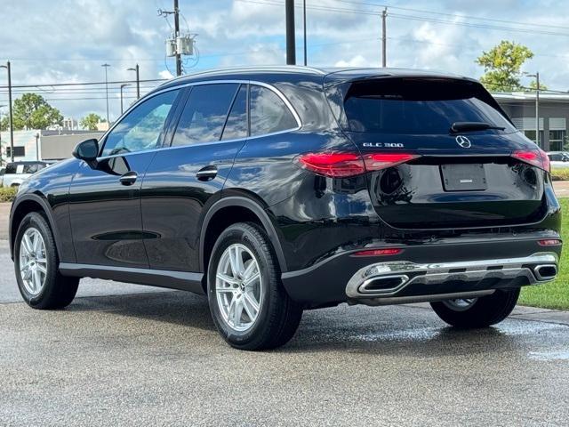 new 2025 Mercedes-Benz GLC 300 car, priced at $50,750