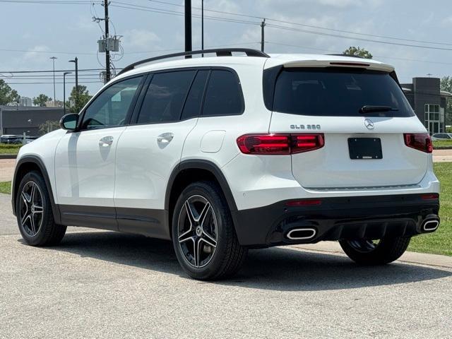 new 2024 Mercedes-Benz GLB 250 car, priced at $49,295