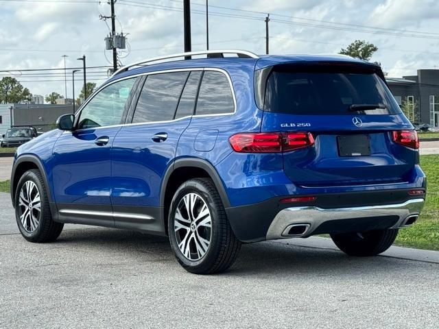 used 2024 Mercedes-Benz GLB 250 car, priced at $38,880