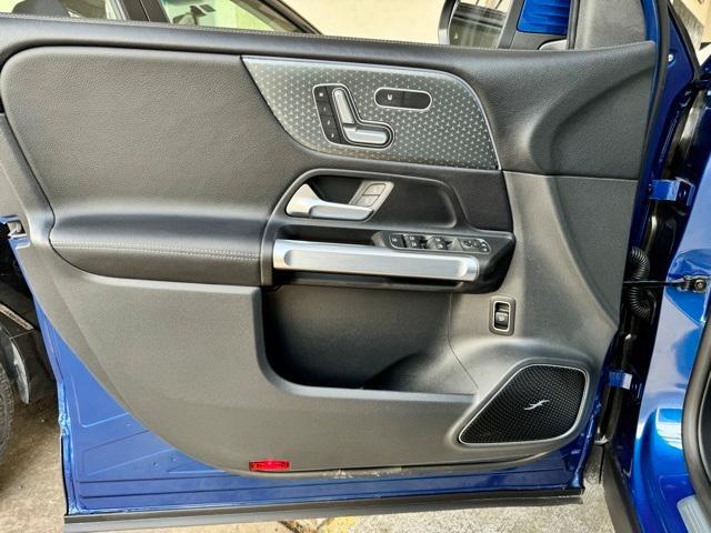 used 2024 Mercedes-Benz GLB 250 car, priced at $38,880