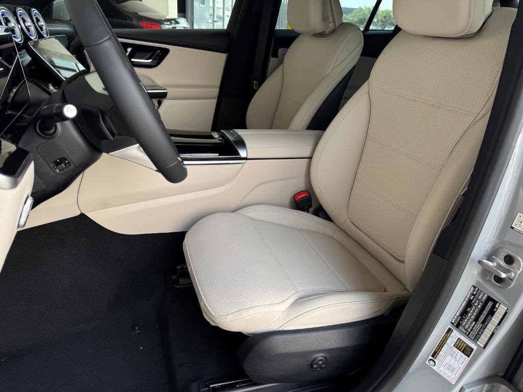 new 2026 Mercedes-Benz GLC 300 car, priced at $69,485