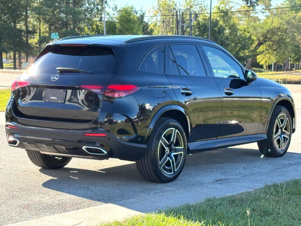 new 2026 Mercedes-Benz GLC 300 car, priced at $58,035