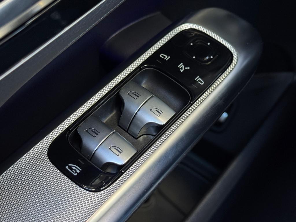 new 2026 Mercedes-Benz GLC 300 car, priced at $58,035