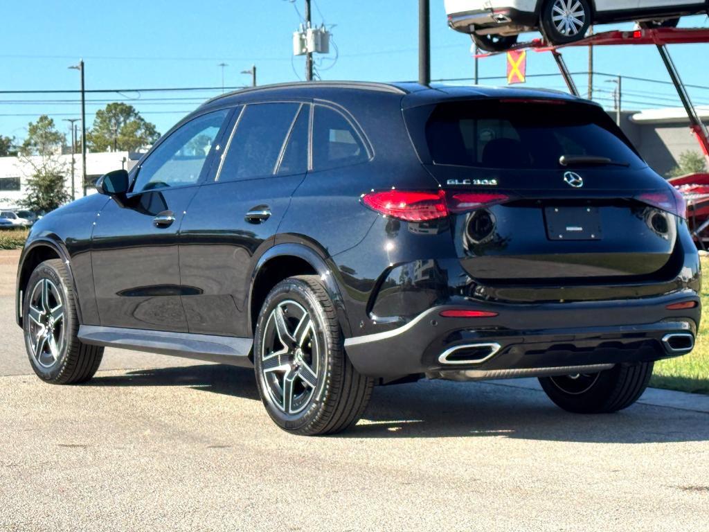 new 2026 Mercedes-Benz GLC 300 car, priced at $58,035