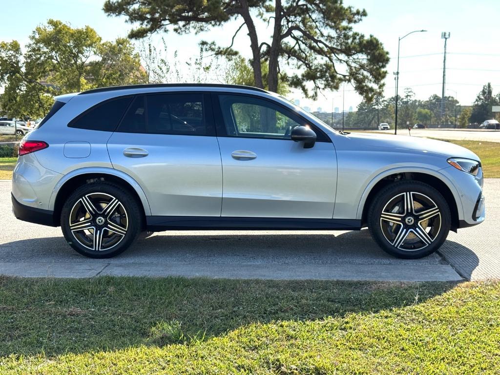 new 2026 Mercedes-Benz GLC 300 car, priced at $56,085