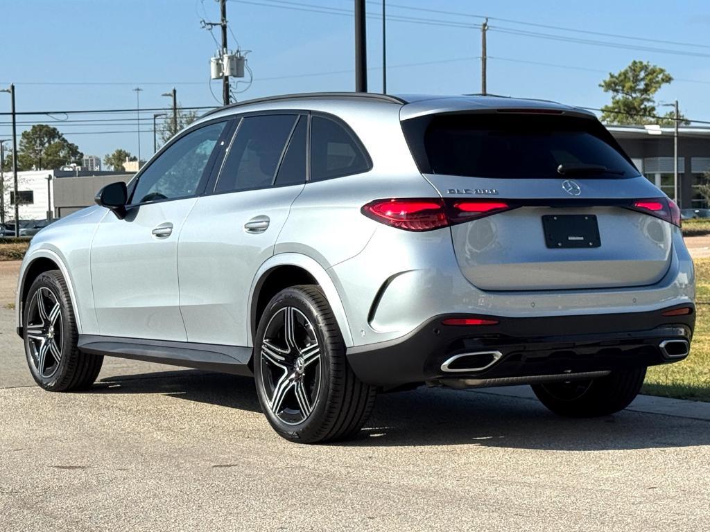 new 2026 Mercedes-Benz GLC 300 car, priced at $56,085