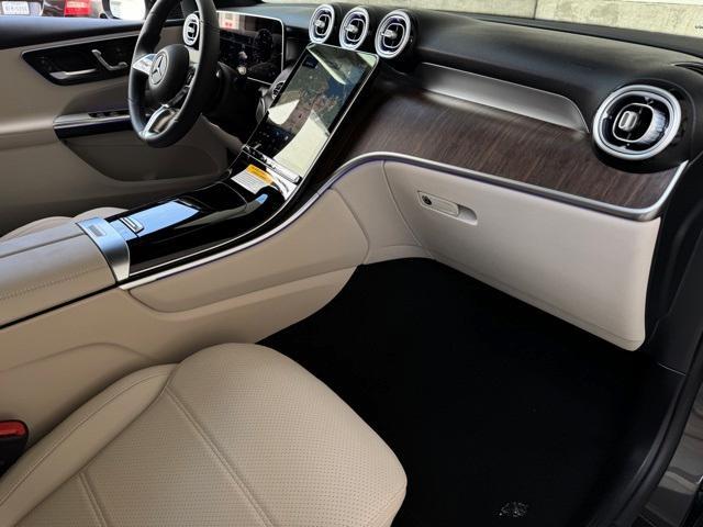 new 2025 Mercedes-Benz GLC 300 car, priced at $55,335