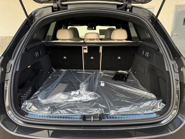 new 2025 Mercedes-Benz GLC 300 car, priced at $55,335