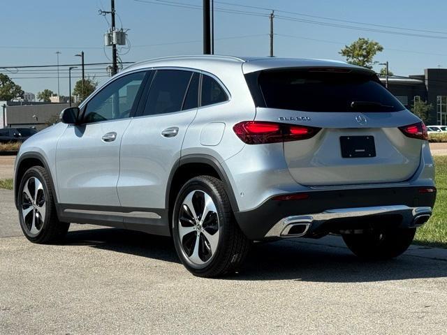 new 2025 Mercedes-Benz GLA 250 car, priced at $45,895