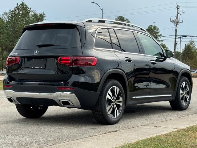 new 2025 Mercedes-Benz GLB 250 car, priced at $47,145