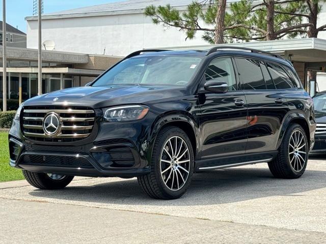 new 2024 Mercedes-Benz GLS 580 car, priced at $121,945