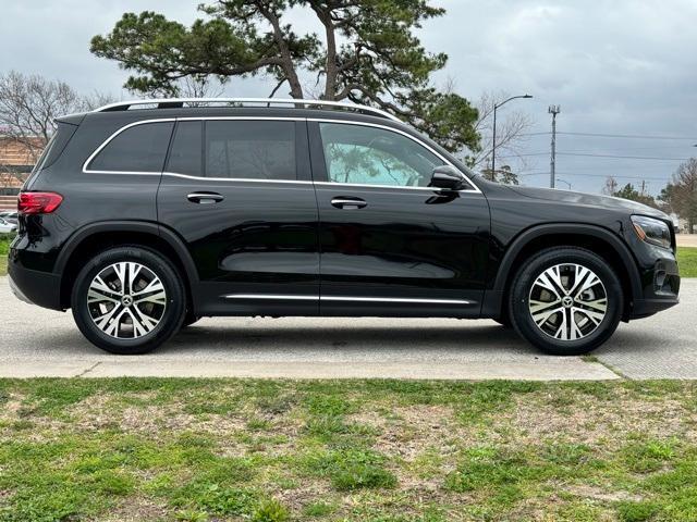 new 2024 Mercedes-Benz GLB 250 car, priced at $45,800