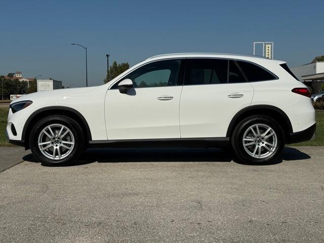 new 2025 Mercedes-Benz GLC 300 car, priced at $54,250