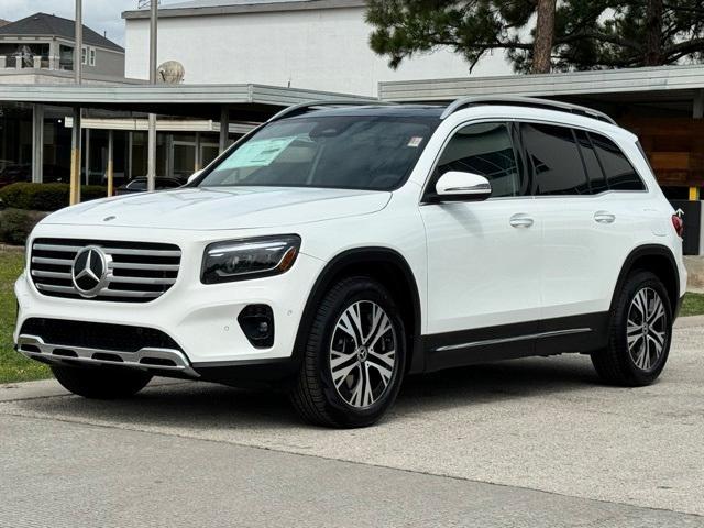 new 2024 Mercedes-Benz GLB 250 car, priced at $49,320