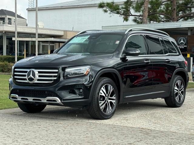 new 2024 Mercedes-Benz GLB 250 car, priced at $51,215