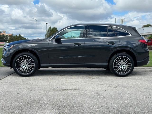 new 2025 Mercedes-Benz GLC 300 car, priced at $55,785