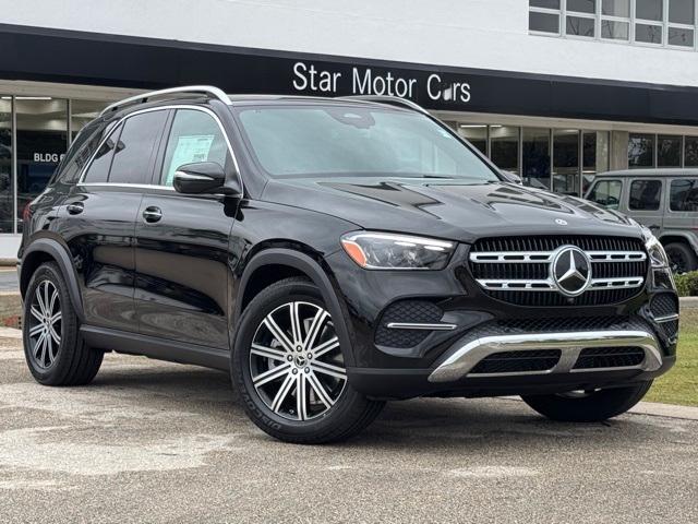 new 2025 Mercedes-Benz GLE 450 car, priced at $73,965