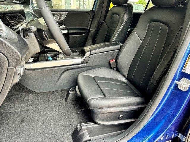 used 2024 Mercedes-Benz GLB 250 car, priced at $37,880