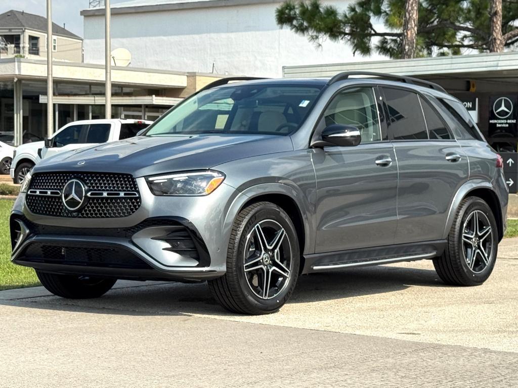 new 2026 Mercedes-Benz GLE 450 car, priced at $80,495