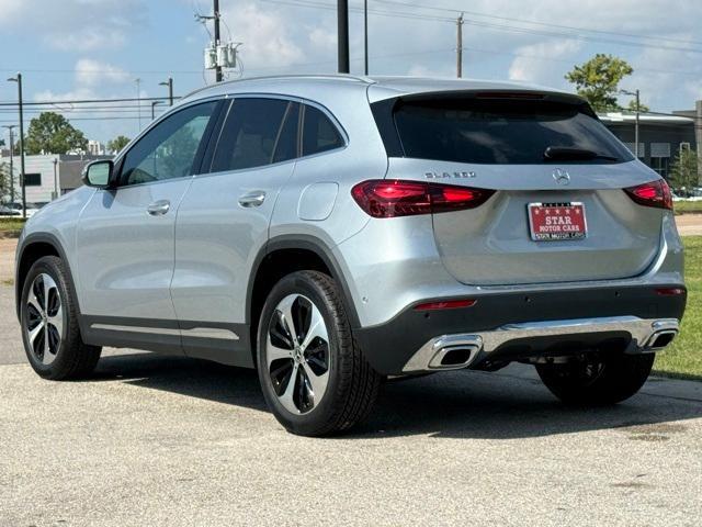 new 2025 Mercedes-Benz GLA 250 car, priced at $45,500